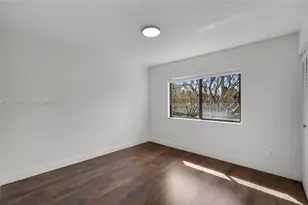 1550 SE Dewberry Ct, Port Saint Lucie, FL 34952 - Photo 7