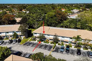 9853 Riverside Dr, Coral Springs, FL 33071 - Photo 27