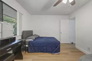 9853 Riverside Dr, Coral Springs, FL 33071 - Photo 11
