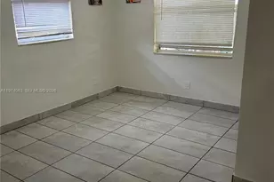 2615 NW 13th Ct, Fort Lauderdale, FL 33311 - Photo 5