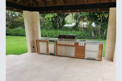 12050 SW 90th Ave, Miami, FL 33176 - Photo 5