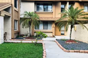 6 Wimbledon Lake Dr, Plantation, FL 33324 - Photo 7