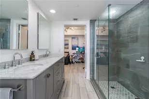 50 Biscayne Blvd, Miami, FL 33132 - Photo 21