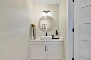 3301 NE 1st Ave, Miami, FL 33137 - Photo 15