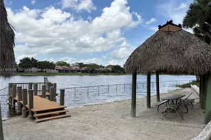1100 Colony Point Cir, Pembroke Pines, FL 33026 - Photo 25