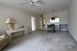 1100 Colony Point Cir, Pembroke Pines, FL 33026 - Photo 9