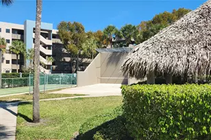 1100 Colony Point Cir, Pembroke Pines, FL 33026 - Photo 45