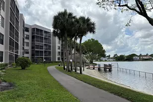 1100 Colony Point Cir, Pembroke Pines, FL 33026 - Photo 23