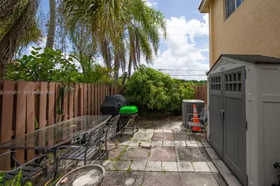 10 NW 110th Ave, Plantation, FL 33324 - Photo 39