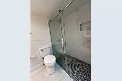 301 Cambridge Rd #211, Hollywood, FL 33024 - Photo 19