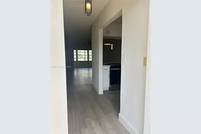 301 Cambridge Rd #211, Hollywood, FL 33024 - Photo 3