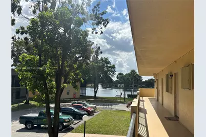 301 Cambridge Rd #211, Hollywood, FL 33024 - Photo 21