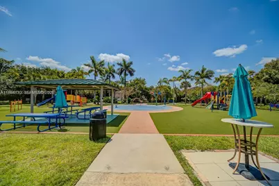 9725 NW 52nd St #213, Doral, FL 33178 - Photo 57