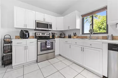 13648 SW 286th Ter, Homestead, FL 33033 - Photo 13