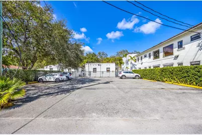 2000 Monroe St #1-15, Hollywood, FL 33020 - Photo 5