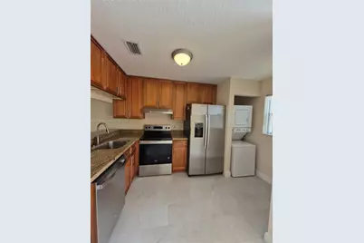 10905 Royal Palm Blvd #10905, Coral Springs, FL 33065 - Photo 9