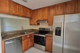 10905 Royal Palm Blvd, Coral Springs, FL 33065 - Photo 7