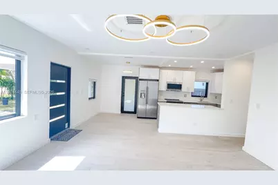 1645 NE 180th St, North Miami Beach, FL 33162 - Photo 33