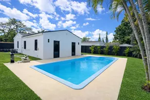 1645 NE 180th St, North Miami Beach, FL 33162 - Photo 53