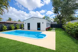 1645 NE 180th St, North Miami Beach, FL 33162 - Photo 27