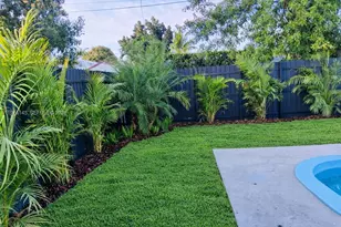 1645 NE 180th St, North Miami Beach, FL 33162 - Photo 25