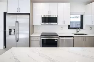 1645 NE 180th St, North Miami Beach, FL 33162 - Photo 41