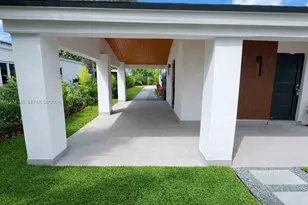 1645 NE 180th St, North Miami Beach, FL 33162 - Photo 5