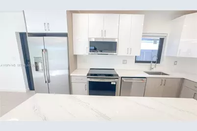 1645 NE 180th St, North Miami Beach, FL 33162 - Photo 37