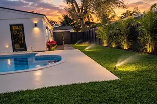 1645 NE 180th St, North Miami Beach, FL 33162 - Photo 57