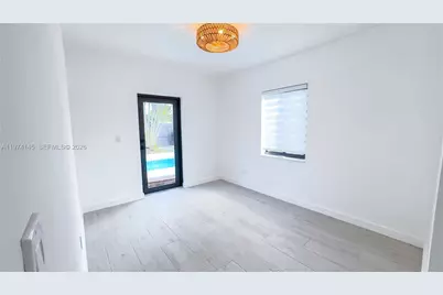 1645 NE 180th St, North Miami Beach, FL 33162 - Photo 17