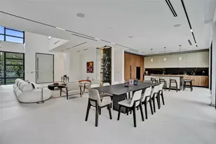 1379 NE 104th St, Miami Shores, FL 33138 - Photo 5