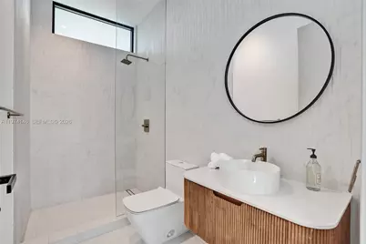 1379 NE 104th St, Miami Shores, FL 33138 - Photo 55