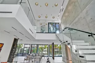 1379 NE 104th St, Miami Shores, FL 33138 - Photo 25