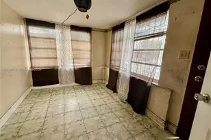 2228 SW 2nd St, Miami, FL 33135 - Photo 17