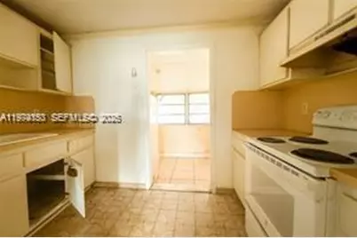 2228 SW 2nd St, Miami, FL 33135 - Photo 7