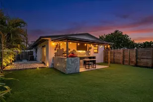 1151 NE 42nd Ct, Pompano Beach, FL 33064 - Photo 31