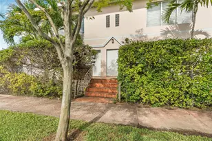 8031 Hawthorne Ave, Miami Beach, FL 33141 - Photo 25