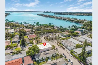 8031 Hawthorne Ave, Miami Beach, FL 33141 - Photo 1