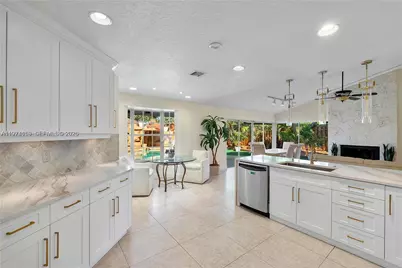 2900 NW 25th Way, Boca Raton, FL 33434 - Photo 5