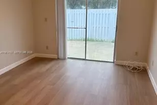 22301 SW 103rd Ave, Cutler Bay, FL 33190 - Photo 11