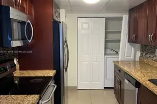 3928 SW 67th Way, Davie, FL 33314 - Photo 3