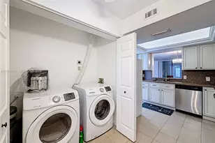 7331 NW 18th St, Margate, FL 33063 - Photo 27