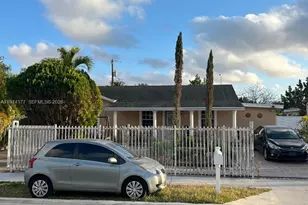 890 SE 3rd Pl, Hialeah, FL 33010 - Photo 1