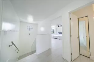 18004 SW 154th Ave, Miami, FL 33187 - Photo 17