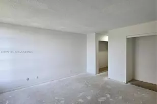 5920 Coral Lake Dr, Margate, FL 33063 - Photo 7