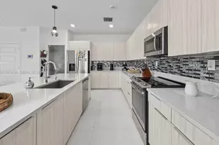 4903 NW 83rd Path, Doral, FL 33166 - Photo 9