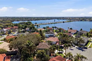 1521 NW 178th Terrace, Pembroke Pines, FL 33029 - Photo 27