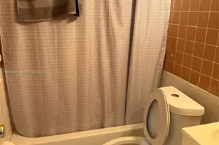 130 NW 124th St, North Miami, FL 33168 - Photo 11