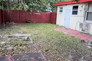 130 NW 124th St, North Miami, FL 33168 - Photo 15