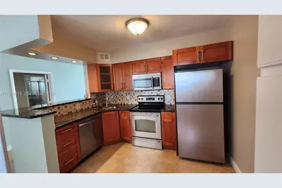 3212 NE 10th St #A2, Pompano Beach, FL 33062 - Photo 3